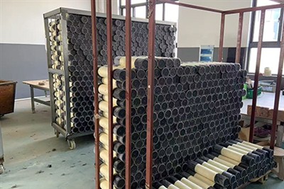 Наясно ли сте с разминаването между дисплеи на Cattery и действителните котки?